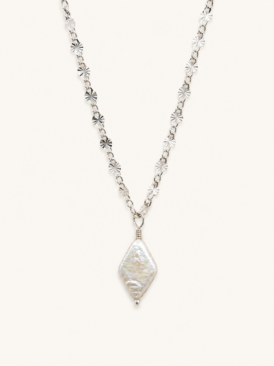 Diamond Shaped Pearl Necklace