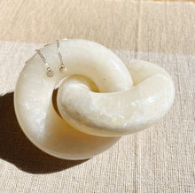 Load image into Gallery viewer, Glimmer Earrings
